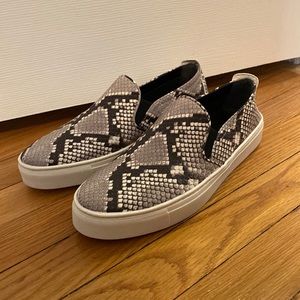 The Flexx Snake print slide on sneakers